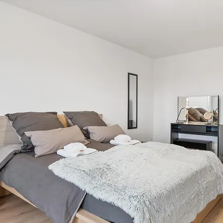 Neu: Stylische Suite Mit Ausblick Sindelfingen Extérieur photo