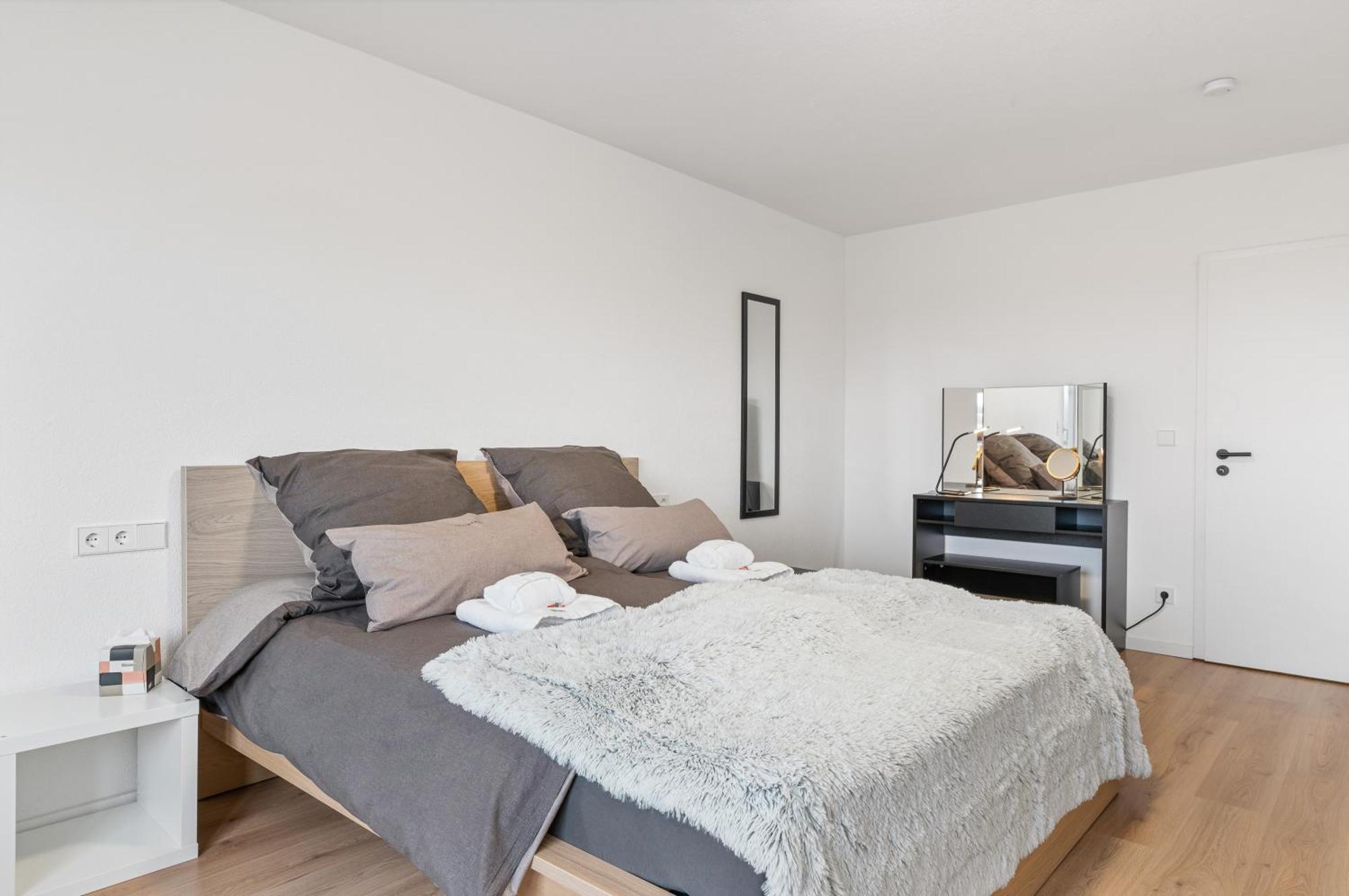 Apartment Neu: Stylische Mit Ausblick